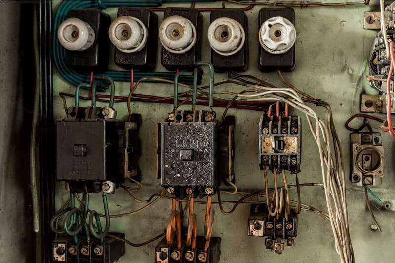 Electrical Red Flags to Check in an Older Home
